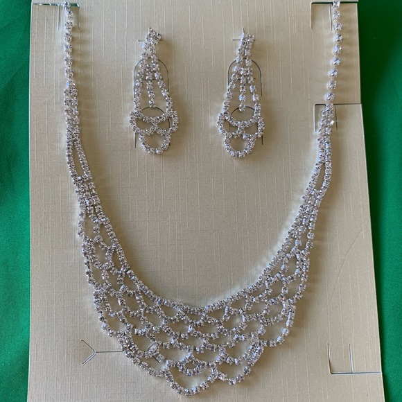 NEW Bling Earring & Necklace Set - Picture 6 of 6